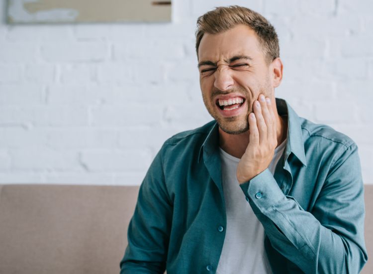 Signs You Have A Tooth Abscess